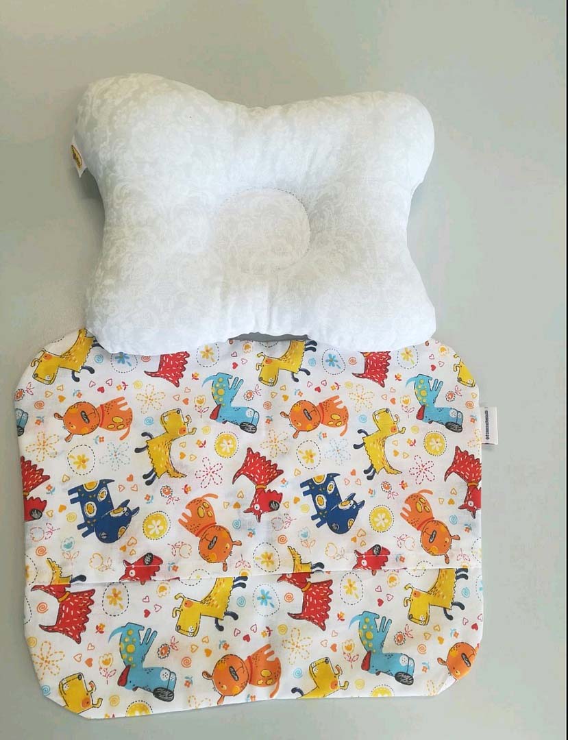 Подушка для младенцев "Бабочка" холлофайбер + наволочка на подушку ОМТ-2.х фото 1